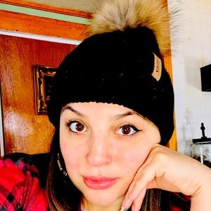 Meet your Posher, Mari